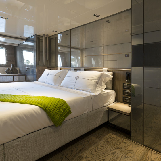 Boiserie in vetro argentato Madras® Lino Maté Silver.